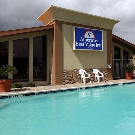 Americas Best Value Inn Angleton Facilities photo