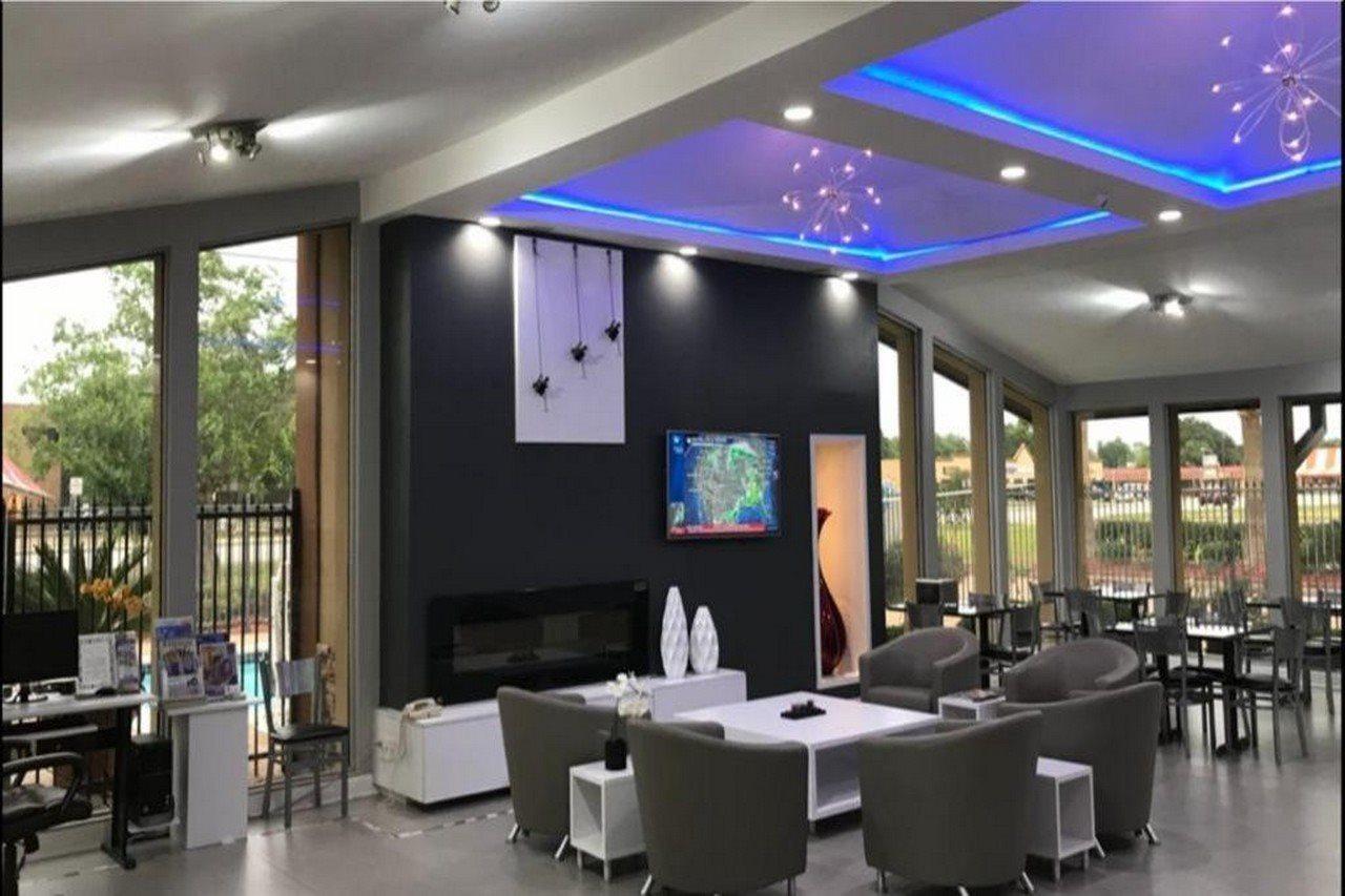 Americas Best Value Inn Angleton Exterior photo