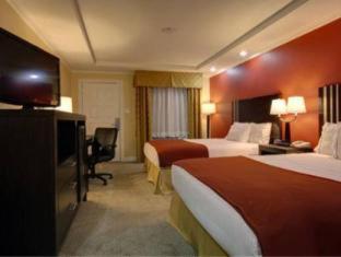 Americas Best Value Inn Angleton Room photo
